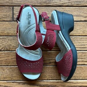 JBU by Jambu Toledo Sandal size 8.5